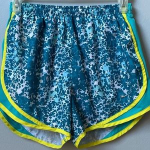 Nike Dry Fit Turquoise/Neon Yellow Trim Athletic Running Shorts. Size S